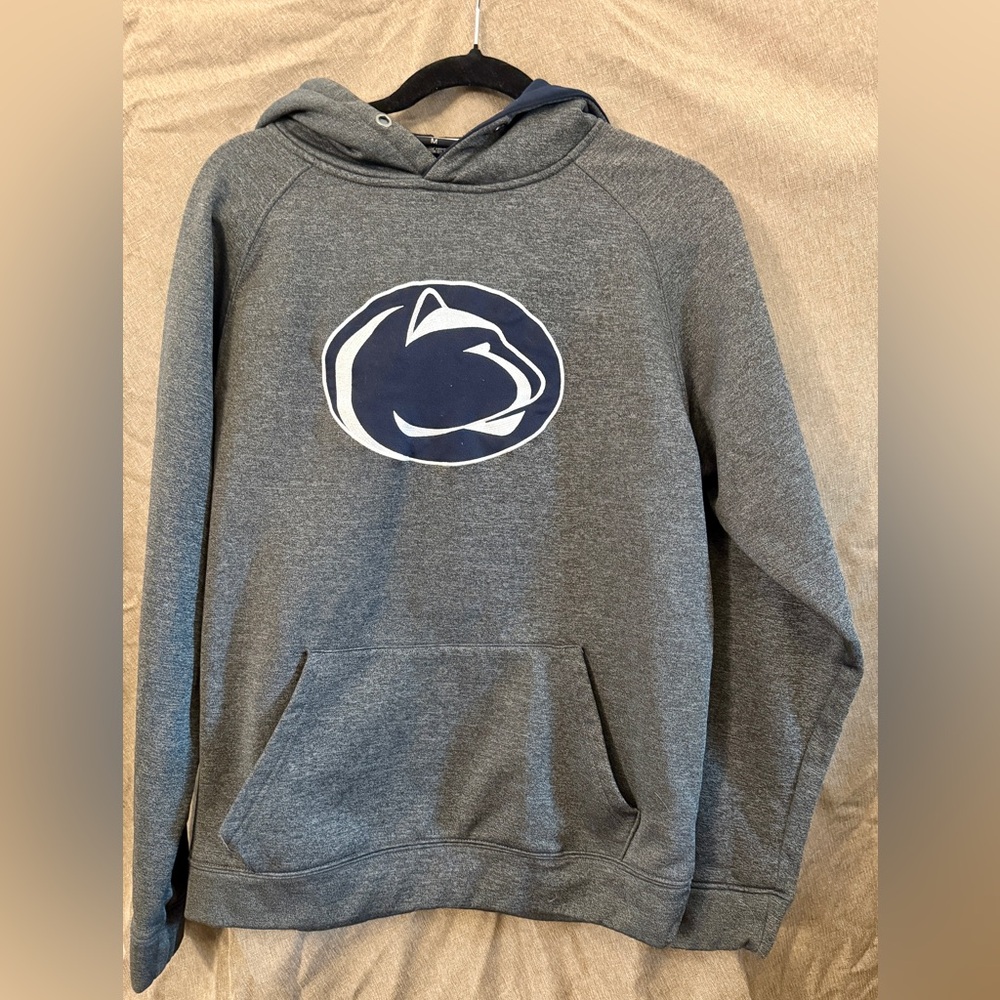 Colosseum Dark Gray Penn State Logo Hoodie